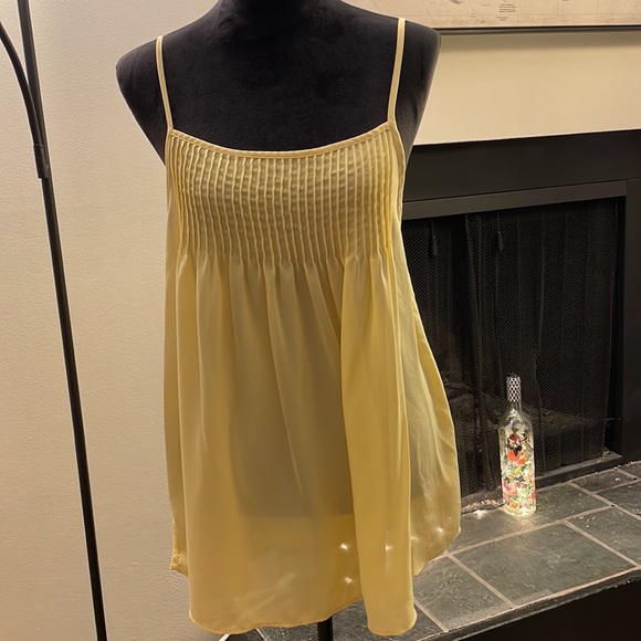 Loft Yellow tank - Picture 4 of 16